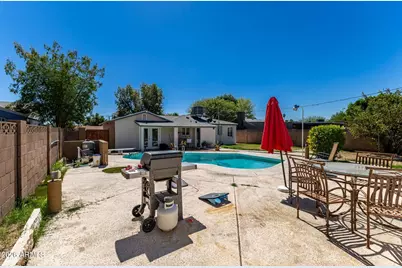 1136 E Sunnyslope Lane, Phoenix, AZ 85020 - Photo 25