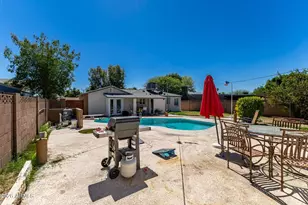 1136 E Sunnyslope Ln, Phoenix, AZ 85020 - Photo 25