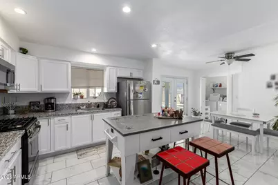 1136 E Sunnyslope Lane, Phoenix, AZ 85020 - Photo 13