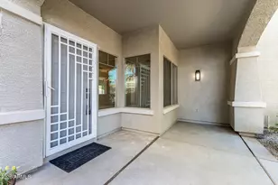 863 E Megan Dr, San Tan Valley, AZ 85140 - Photo 9
