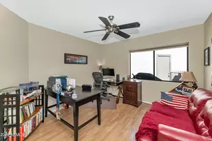 4005 E Round Hill Dr, Phoenix, AZ 85028 - Photo 13