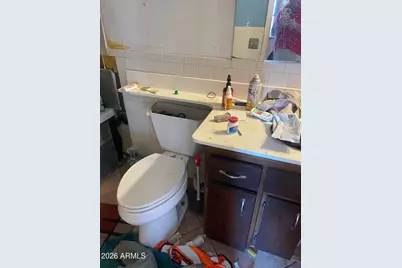 3401 W Saint Moritz Lane, Phoenix, AZ 85053 - Photo 7