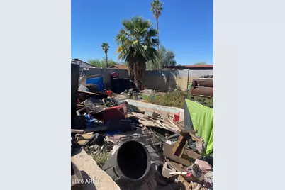 3401 W Saint Moritz Lane, Phoenix, AZ 85053 - Photo 9