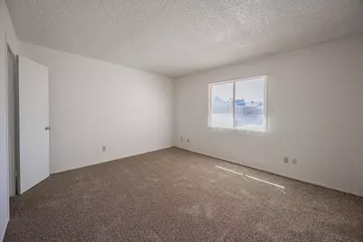 8821 W Sahuaro Drive, Peoria, AZ 85345 - Photo 11