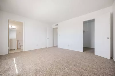 8821 W Sahuaro Drive, Peoria, AZ 85345 - Photo 9