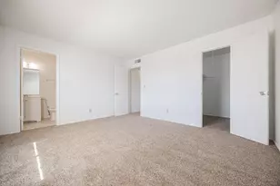 8821 W Sahuaro Dr, Peoria, AZ 85345 - Photo 9