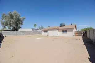 8821 W Sahuaro Dr, Peoria, AZ 85345 - Photo 21