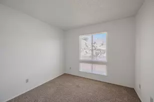 8821 W Sahuaro Dr, Peoria, AZ 85345 - Photo 15