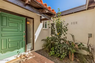 231 Laguna Drive E, Litchfield Park, AZ 85340 - Photo 7