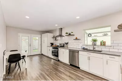 231 Laguna Drive E, Litchfield Park, AZ 85340 - Photo 13