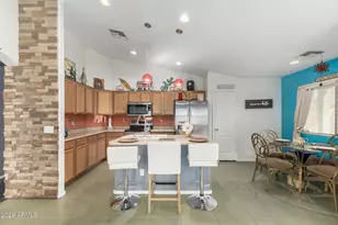 3337 W Wayland Dr, Phoenix, AZ 85041 - Photo 7