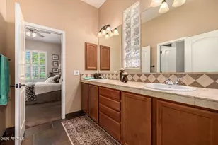 2324 E La Verna Way, Phoenix, AZ 85086 - Photo 41