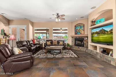 2324 E La Verna Way, Phoenix, AZ 85086 - Photo 13