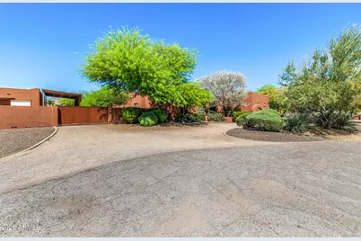 2324 E La Verna Way, Phoenix, AZ 85086 - Photo 7