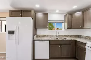 2442 N Firehouse Ln, Huachuca City, AZ 85616 - Photo 9