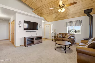 2243 Sitgreaves Drive, Overgaard, AZ 85933 - Photo 7