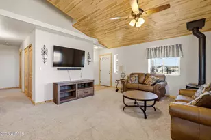 2243 Sitgreaves Dr, Overgaard, AZ 85933 - Photo 7