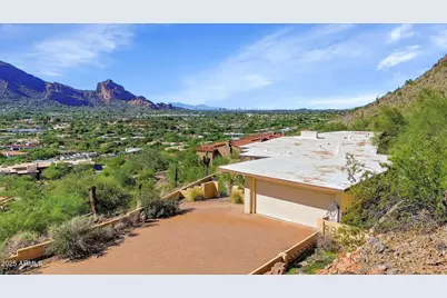 7040 N Invergordon Road, Paradise Valley, AZ 85253 - Photo 11