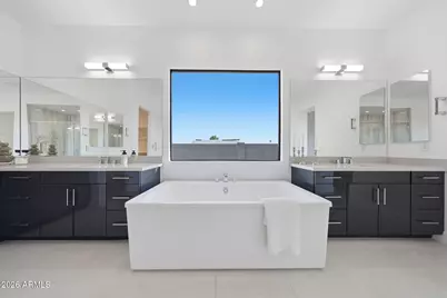 100 W Northern Avenue #7, Phoenix, AZ 85021 - Photo 9