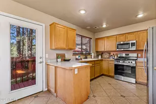 617 N Locust Dr, Flagstaff, AZ 86001 - Photo 11