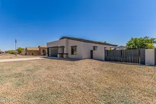 12459 W Lobo Dr, Arizona City, AZ 85123 - Photo 3