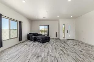 12459 W Lobo Dr, Arizona City, AZ 85123 - Photo 13