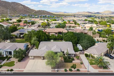 8216 W Briden Lane, Peoria, AZ 85383 - Photo 11