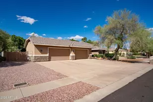 8216 W Briden Ln, Peoria, AZ 85383 - Photo 9
