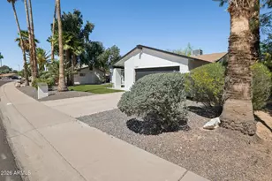 9380 E Kalil Dr, Scottsdale, AZ 85260 - Photo 3