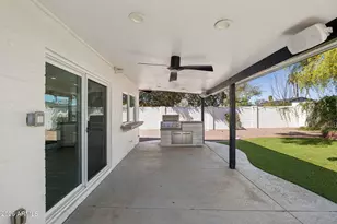 9380 E Kalil Dr, Scottsdale, AZ 85260 - Photo 29