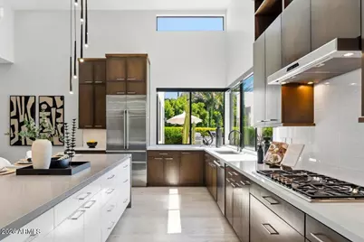 4319 E Marion Way, Phoenix, AZ 85018 - Photo 17