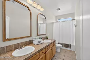 781 E Capricorn Way, Chandler, AZ 85249 - Photo 31