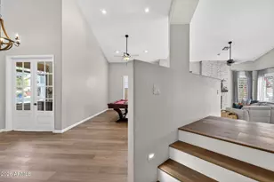 781 E Capricorn Way, Chandler, AZ 85249 - Photo 9