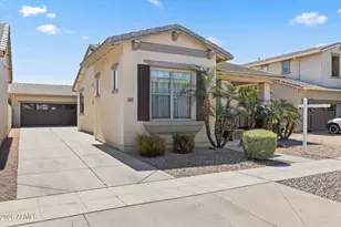 15475 W Aster Dr, Surprise, AZ 85379 - Photo 5