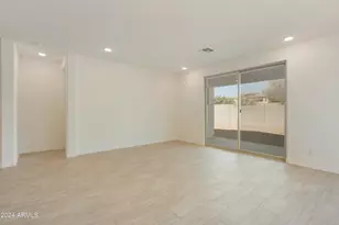 15664 W Mercer Ln, Surprise, AZ 85379 - Photo 15