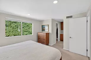 531 W Stella Ln, Phoenix, AZ 85013 - Photo 17