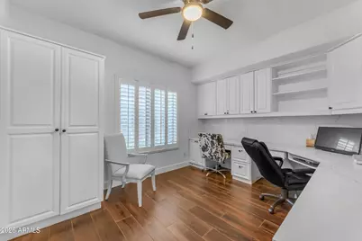 1916 E Claire Drive, Phoenix, AZ 85022 - Photo 17