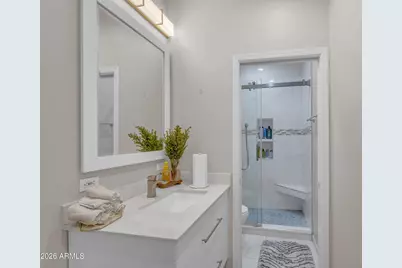 1916 E Claire Drive, Phoenix, AZ 85022 - Photo 21