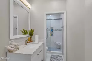 1916 E Claire Dr, Phoenix, AZ 85022 - Photo 21