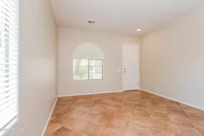 3581 W Belle Avenue, San Tan Valley, AZ 85144 - Photo 11