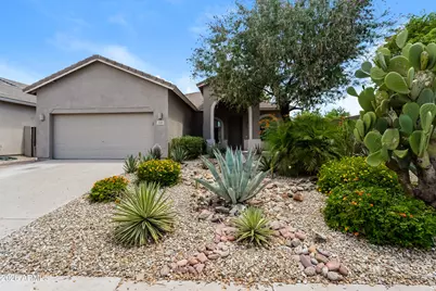 3581 W Belle Avenue, San Tan Valley, AZ 85144 - Photo 1