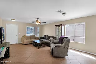 11856 W Cambridge Ave, Avondale, AZ 85392 - Photo 5