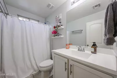 1634 N 77th Glen, Phoenix, AZ 85035 - Photo 9