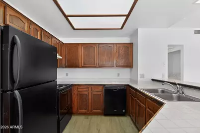 11666 N 28th Drive #Unit 143, Phoenix, AZ 85029 - Photo 5