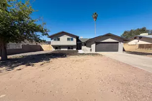 5524 N 39th Ave, Phoenix, AZ 85019 - Photo 1