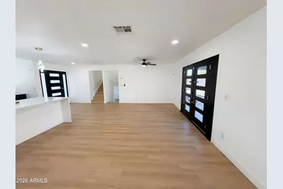5524 N 39th Avenue, Phoenix, AZ 85019 - Photo 11