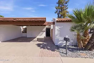 5142 E Edgemont Ave, Phoenix, AZ 85008 - Photo 1