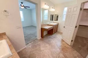 10786 W Bronco Trail, Peoria, AZ 85383 - Photo 13