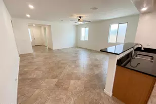 10786 W Bronco Trail, Peoria, AZ 85383 - Photo 5