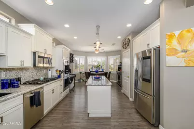 18443 N Borgata Drive, Surprise, AZ 85374 - Photo 17